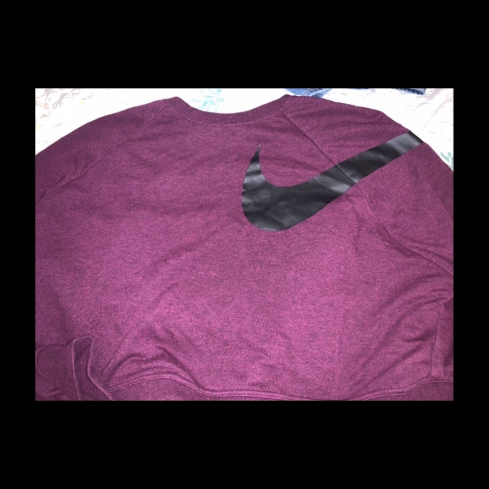 Maroon Nike cropped sweater